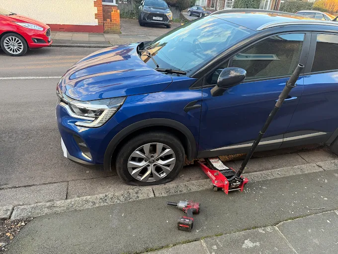 Puncture Tyre Repair